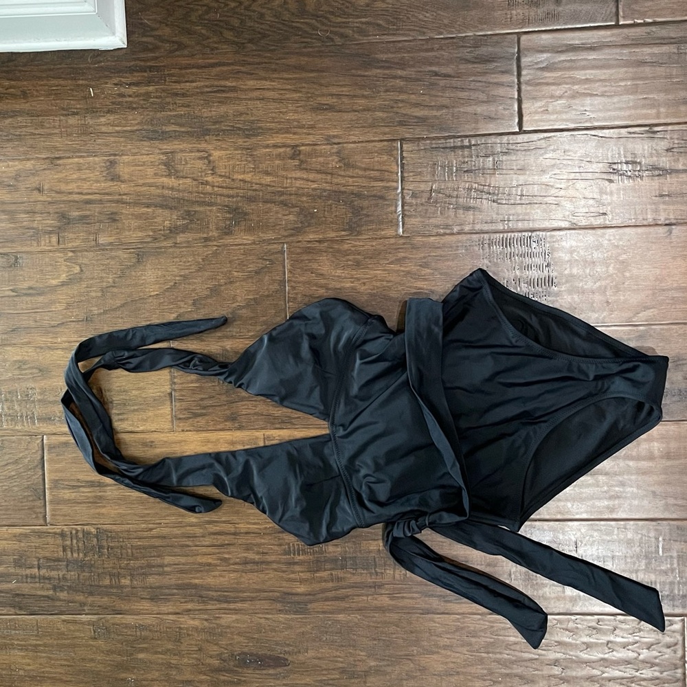Cupshe swimsuit